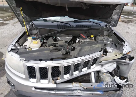 2016 Jeep Compass Sport из США, поврежденный, VIN 1C4NJCBA2GD590862